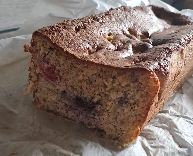 Rhabarber-Beeren Cake