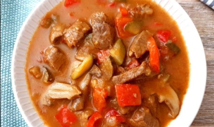 Low Carb Gulaschtopf