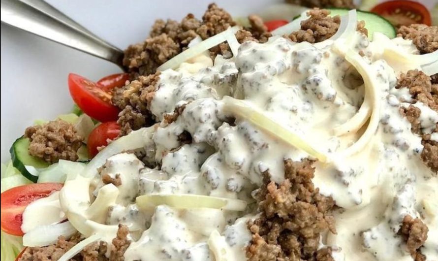 Low Carb Cheeseburger Salat: Herzhaft und gesund