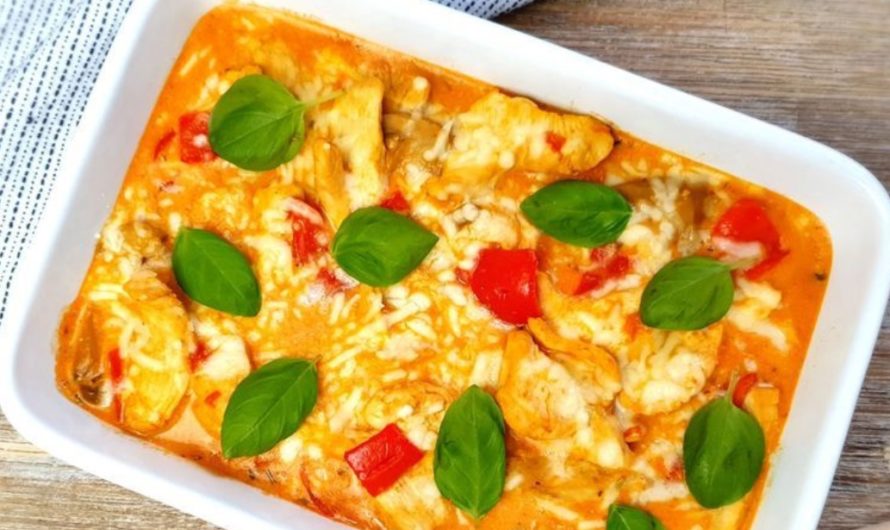Low Carb Hähnchen-Paprika-Auflauf: Leicht und lecker