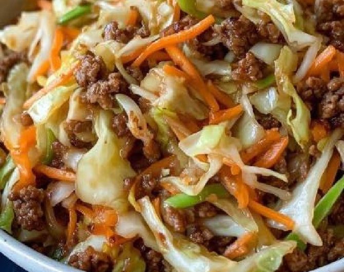 Schnelles Chinakohl-Hackfleisch-Gericht – einfach & lecker