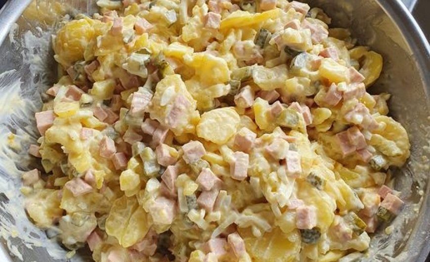 Leichter Kartoffelsalat mit Gemüse – gesund & lecker