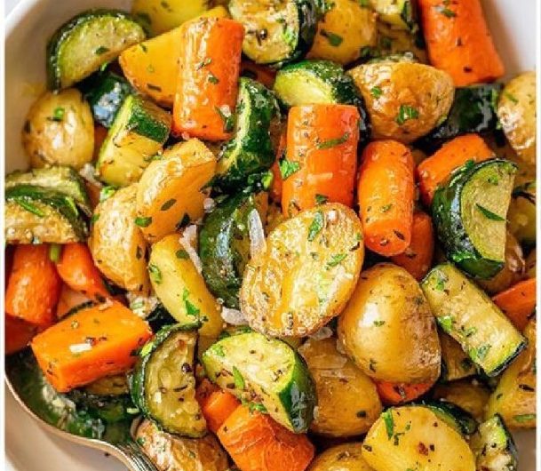 Kartoffel-Zucchini-Karotten-Pfanne: Ein schnelles und leckeres Gericht für jeden Tag