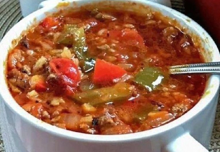 Gefüllte Paprika Suppe – Der Klassiker neu interpretiert