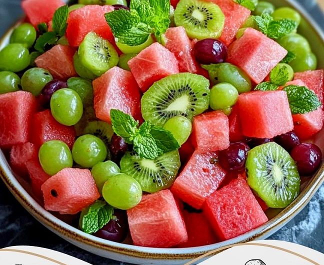 Dieser Obstsalat ist der Hit des Sommers – und er braucht nur 5 Zutaten!