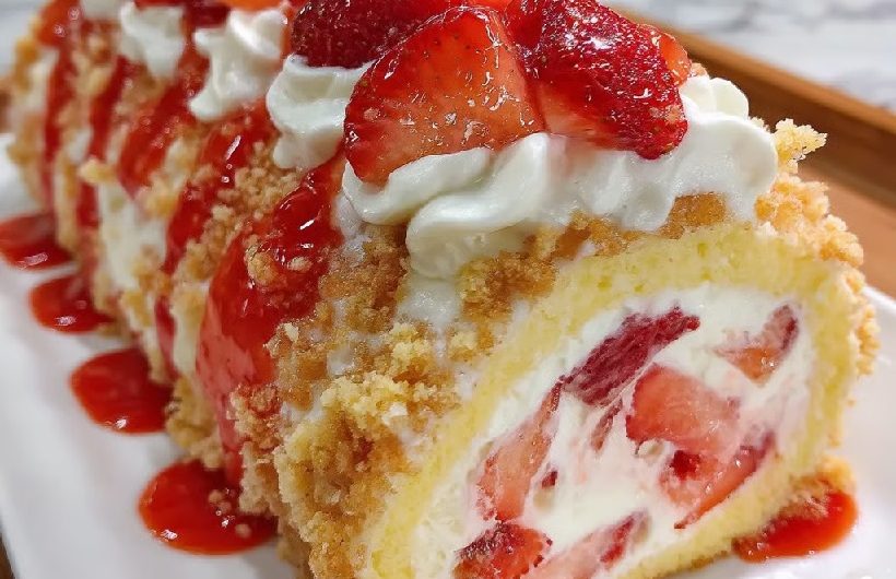 Strawberry Shortcake Cheesecake Roll – Ein süßer Traum für besondere Tage