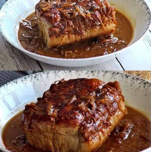 Schweinebraten mit Zwiebeln und Honig