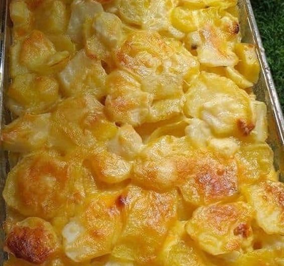 Überbackene Kartoffeln aus dem Ofen – ein einfaches Gericht, das nach Zuhause schmeckt