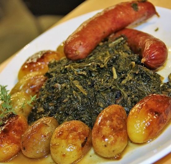 Holsteiner Grünkohl mit kandierten Kartoffeln – so schmeckt der Norden nach Zuhause