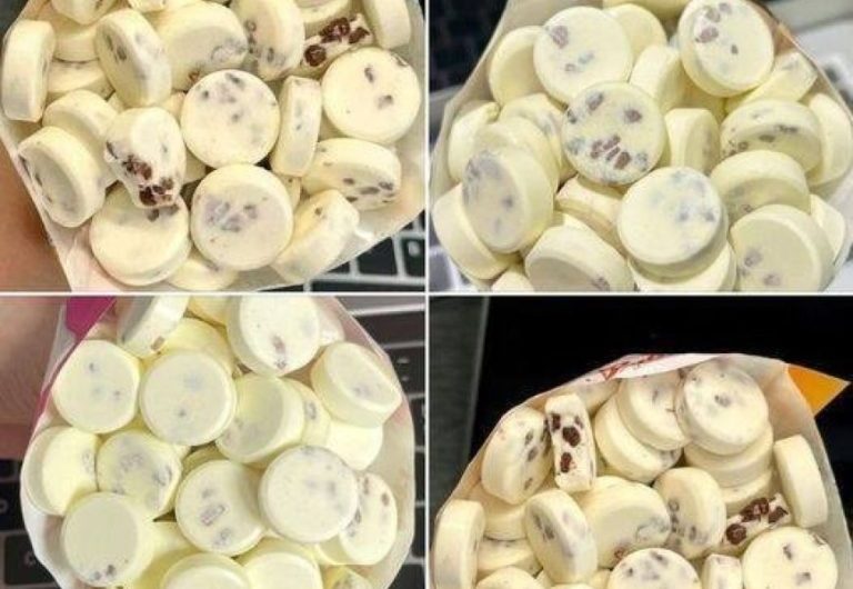 Eiscreme-Dessert wie bei Oma – cremig, vanillig und so gut, dass man am liebsten gleich zwei Portionen macht