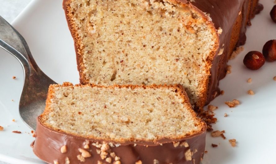 Saftiger Nusskuchen mit Öl – aus der Kastenform