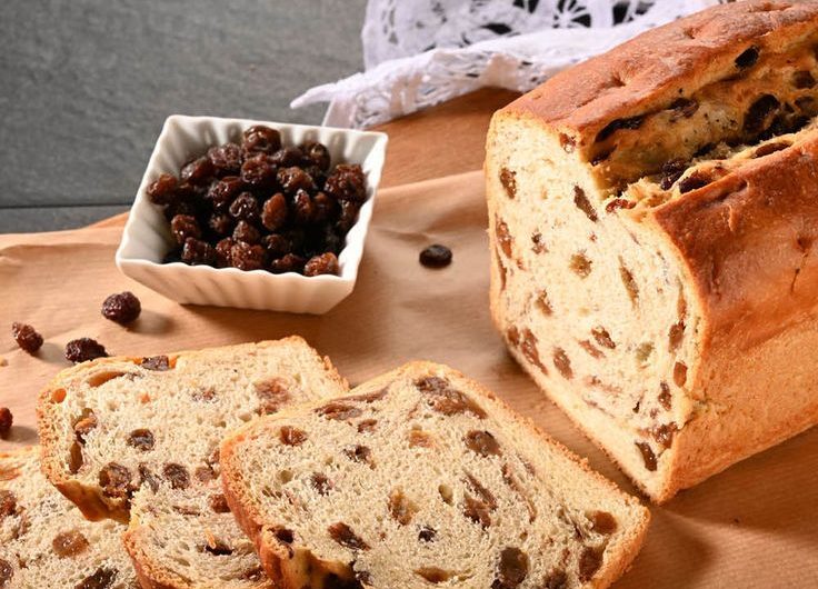 Rosinenbrot | Das beste Rezept für Omas Stuten