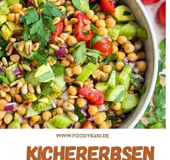 Kichererbsen Salat mit Avocado