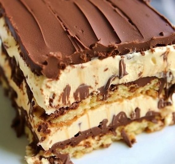 Schneller Erdnussbutterkuchen ohne Backen – cremig, schokoladig und unglaublich einfach